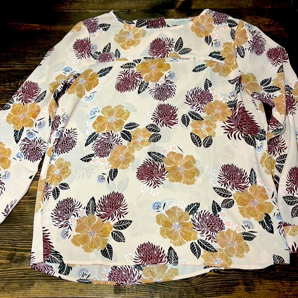 Loft light pink floral shirt, Size S